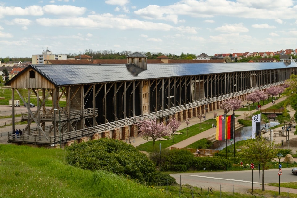 Kaufen Sie jetzt ihr Garagentor von Garagentore Weber in Bad Dürkheim.